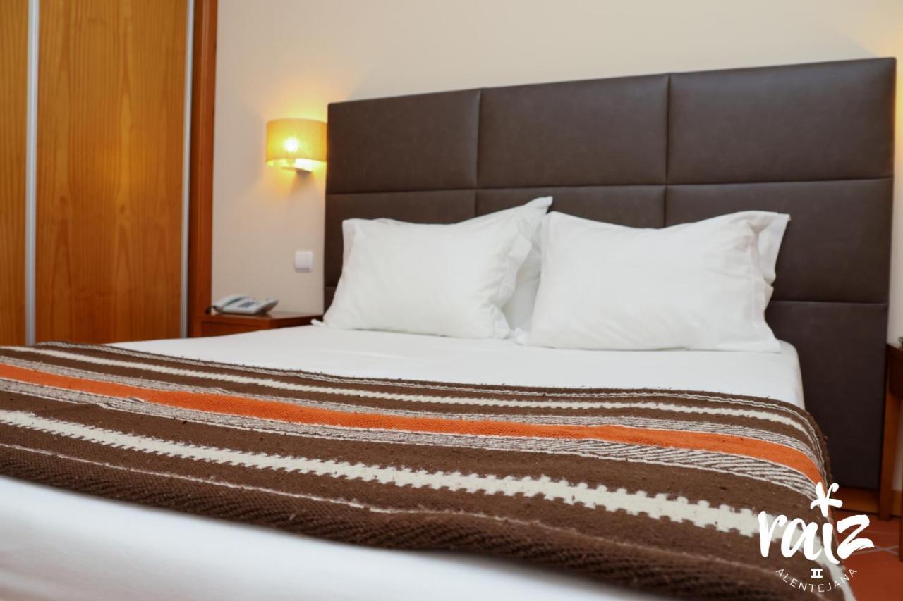 Bed and Breakfast Raiz Alentejana II Регенгуш-де-Монсараш Екстер'єр фото