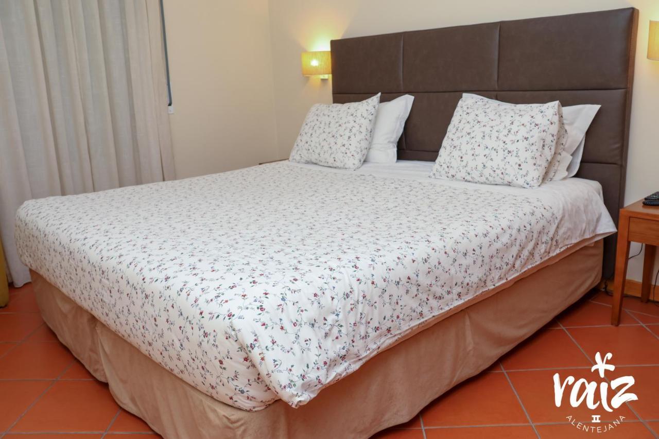 Bed and Breakfast Raiz Alentejana II Регенгуш-де-Монсараш Екстер'єр фото